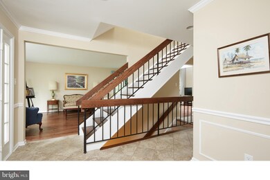 29 Flints Grove Dr, North Potomac, MD 20878 - photo 2