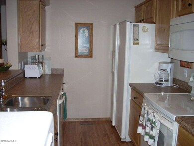 2337 Buffalo Loop  North (8)