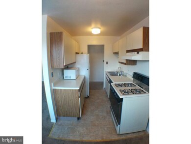 201 1/2 Philadelphia Pike unit 327, Wilmington, DE 19809 - photo 2