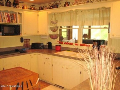 kitchen (2)