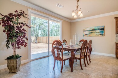 Eating area in Kitchen