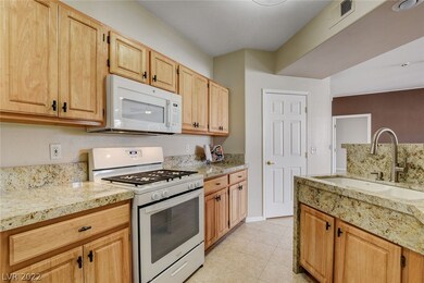 Large Upgraded Kitchen