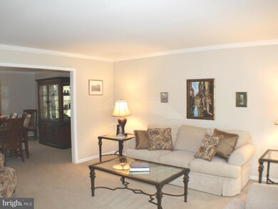 15257 Surrey House Way, Centreville, VA 20120 - photo 3