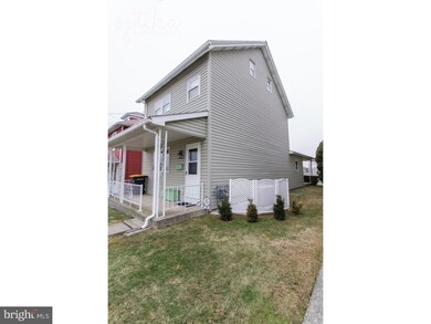 208 Quarry St, Whitehall, PA 18052 - photo 3