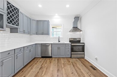 1504 Franklin Ave, High Point, NC 27260 - photo 7