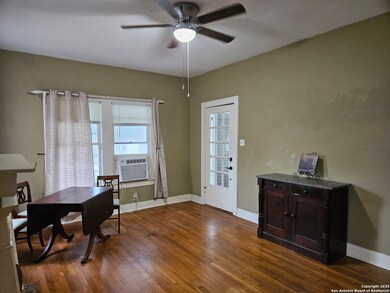 215 W Ridgewood Ct, San Antonio, TX 78212 - photo 6