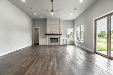 505 SW Autumn Hills Rd, Bentonville, AR 72712 - photo 2