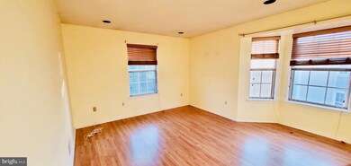 109 Rachel Ct, Franklin Park, NJ 08823 - photo 3