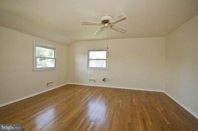 2141 Suburban Greens Dr, Lutherville Timonium, MD 21093 - photo 4