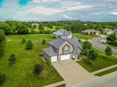 811 Sandpiper St, Raymore, MO 64083 - photo 4