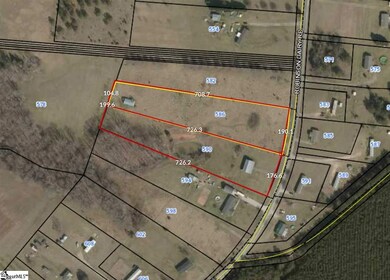 586 Robinson Dairy Rd, Enoree, SC 29335 - photo 2
