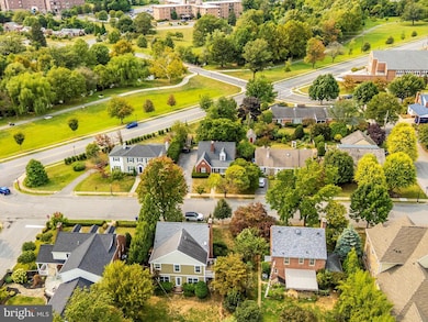 203 Magnolia Ave, Frederick, MD 21701 - photo 5