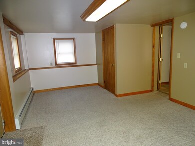 1511 N Franklin St, Chambersburg, PA 17201 - photo 7