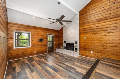 442 Roberson Creek Rd, Pittsboro, NC 27312 - photo 4