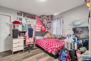 14-16 Crown St, Bloomfield, NJ 07003 - photo 7