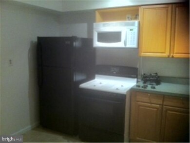 309 Corinthian Ave unit A, Essington, PA 19029 - photo 3