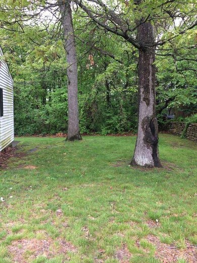 31 Pepin St, West Warwick, RI 02893 - photo 3