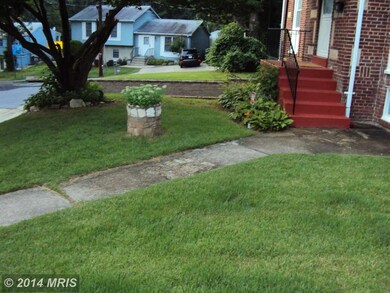 6411 59th Ave, Riverdale, MD 20737 - photo 2