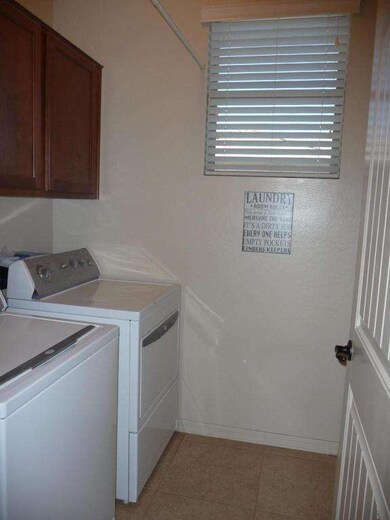 11124 E Quartet Ave unit D, Mesa, AZ 85212 - photo 5