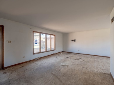 17922 State Line Ave, Lansing, IL 60438 - photo 3