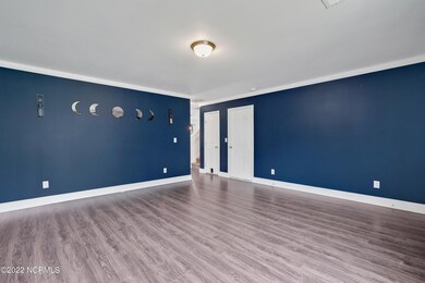 6530RustlingLeavesWay_04