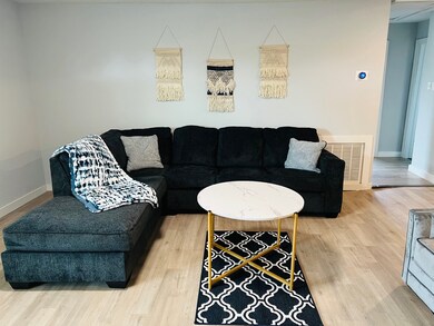 7105 Conley St, Houston, TX 77021 - photo 3