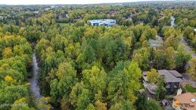 7901 Highlander Dr, Anchorage, AK 99518 - photo 6