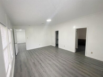 121 Sheryl Ln, Denison, TX 75021 - photo 7