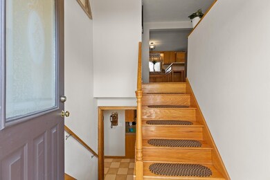136 Derby St, Worcester, MA 01604 - photo 5