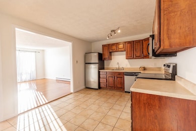 39 Old Hackett Hill Rd unit 3F, Manchester, NH 03102 - photo 5