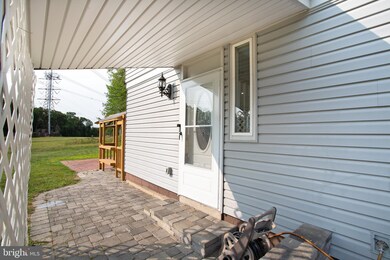 12718 Colby Dr, Woodbridge, VA 22192 - photo 6