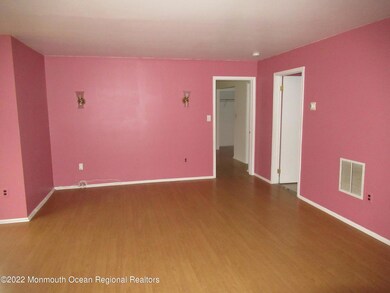 31 Quince Ct unit 279, Red Bank, NJ 07701 - photo 5
