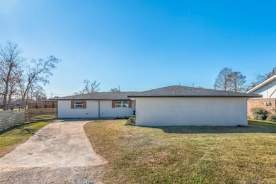 1517 Sarah Dr, Lake Charles, LA 70605 - photo 4