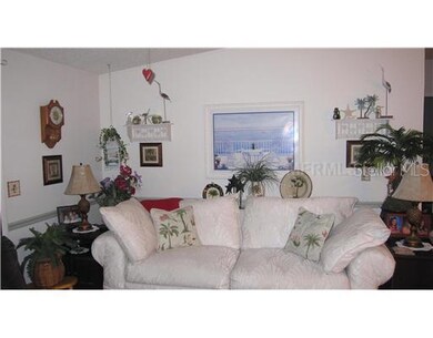 35138 Lindsey Ln, Zephyrhills, FL 33541 - photo 2