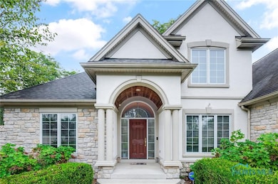 2110 Austin Bluffs Ct, Toledo, OH 43615 - photo 2