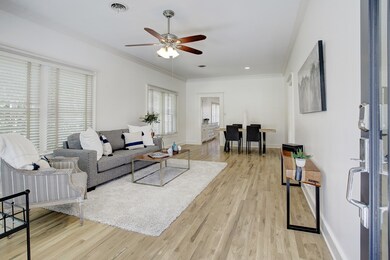 307 E 8th St, Houston, TX 77007 - photo 4