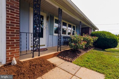 255 Berridge Dr, Shepherdstown, WV 25443 - photo 3