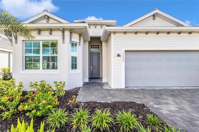 17662 Santorini Ct, Venice, FL 34293 - photo 2