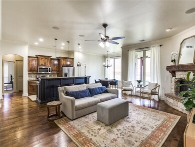 1128 Bryan Dr, Moore, OK 73160 - photo 5