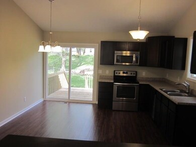 909 23rd Place, Des Moines, IA 50312 - photo 2