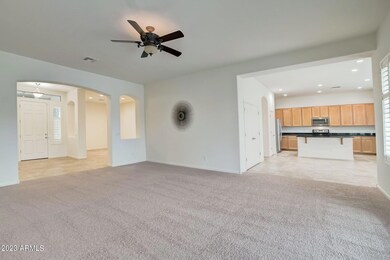 16-web-or-mls-N 57th Dr-016