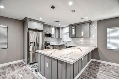 KITCHEN 3