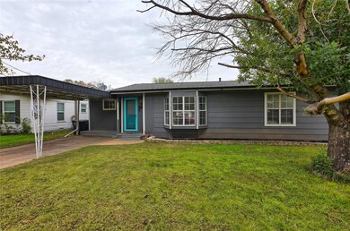 1216 N Douglas Ave, Cleburne, TX 76033 - photo 3