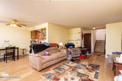 07-Living Room 20210213-DW-5264