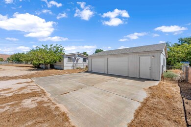 2880 Davenport St, Rosamond, CA 93560 - photo 5