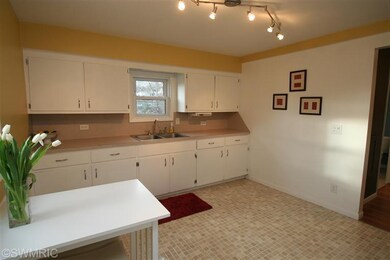 632 Pine St, Wayland, MI 49348 - photo 4