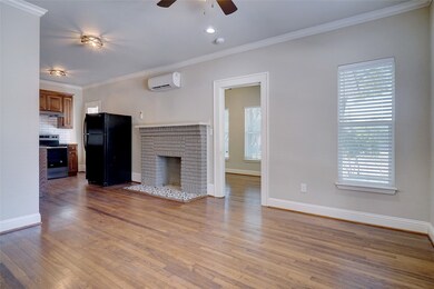 1511 Clover Ln unit 1, Fort Worth, TX 76107 - photo 3