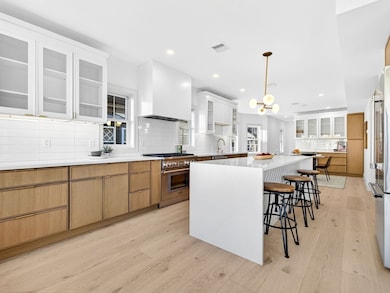 202 Powder House Blvd unit 2, Somerville, MA 02144 - photo 3