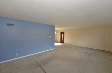 2711 Gilson St, Racine, WI 53403 - photo 2