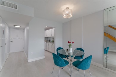 Towne Royale Condominiums unit PH9, Sunny Isles Beach, FL 33160 - photo 6